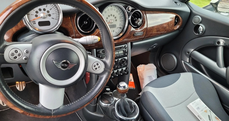 MINI Cooper S cena 26500 przebieg: 208000, rok produkcji 2007 z Bydgoszcz małe 137